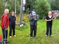 Isäntäparille yhdistyksen lahjus